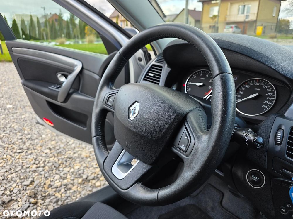 Renault Laguna 1.6 16V 110 Expression - 14