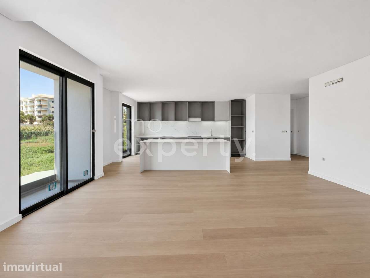Apartamento T3 com Jardim Privativo no Caniço Prime, Madeira - Grande imagem: 4/16