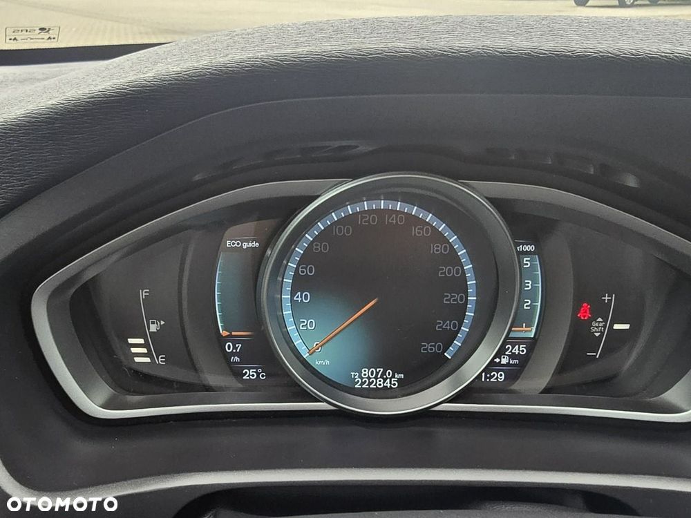 Volvo V40 - 32