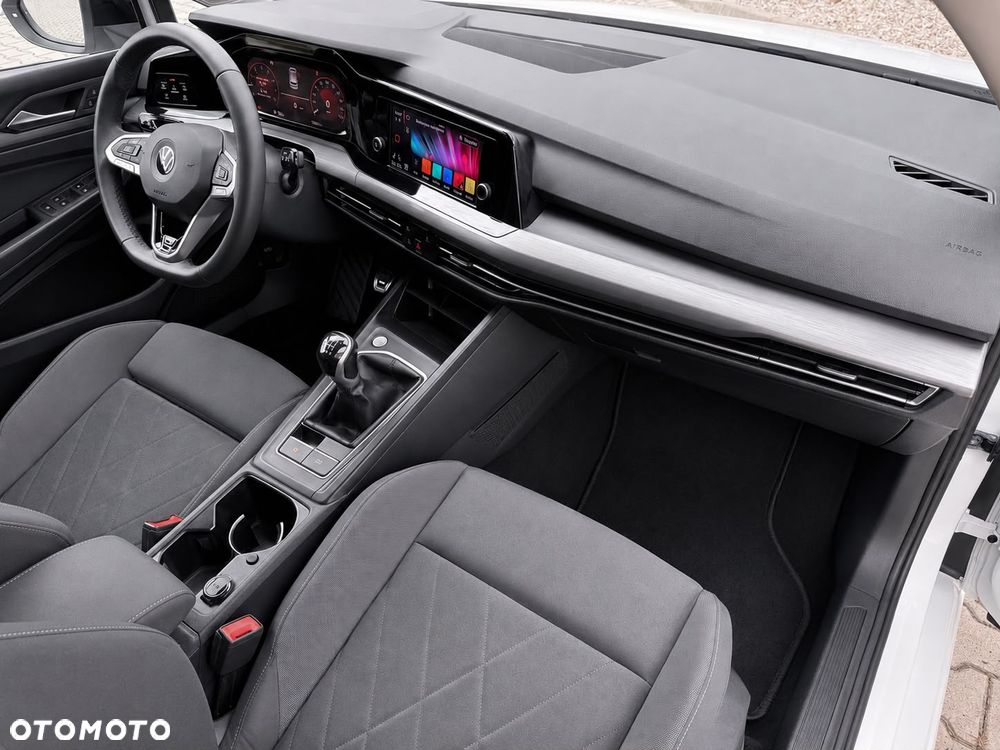 Volkswagen Golf 1.5 TSI EVO Style - 29