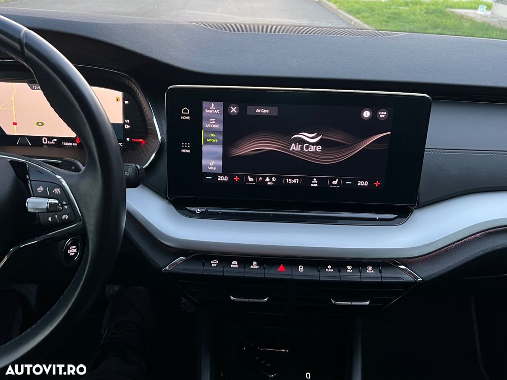 Skoda Octavia Combi 2.0 TDI DSG Clever - 18