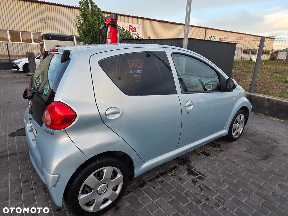 Toyota Aygo - 5