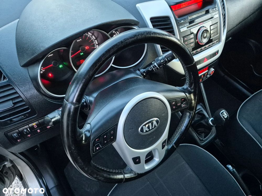 Kia Venga 1.6 CVVT Platinum Edition - 6