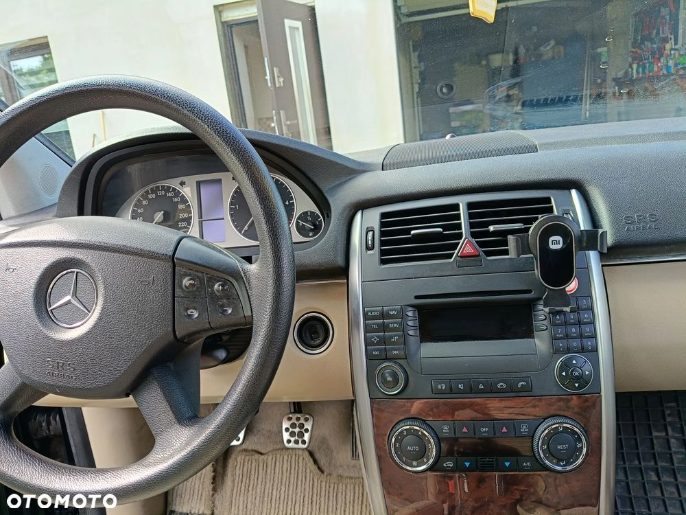Mercedes-Benz Klasa B 200 CDI - 9