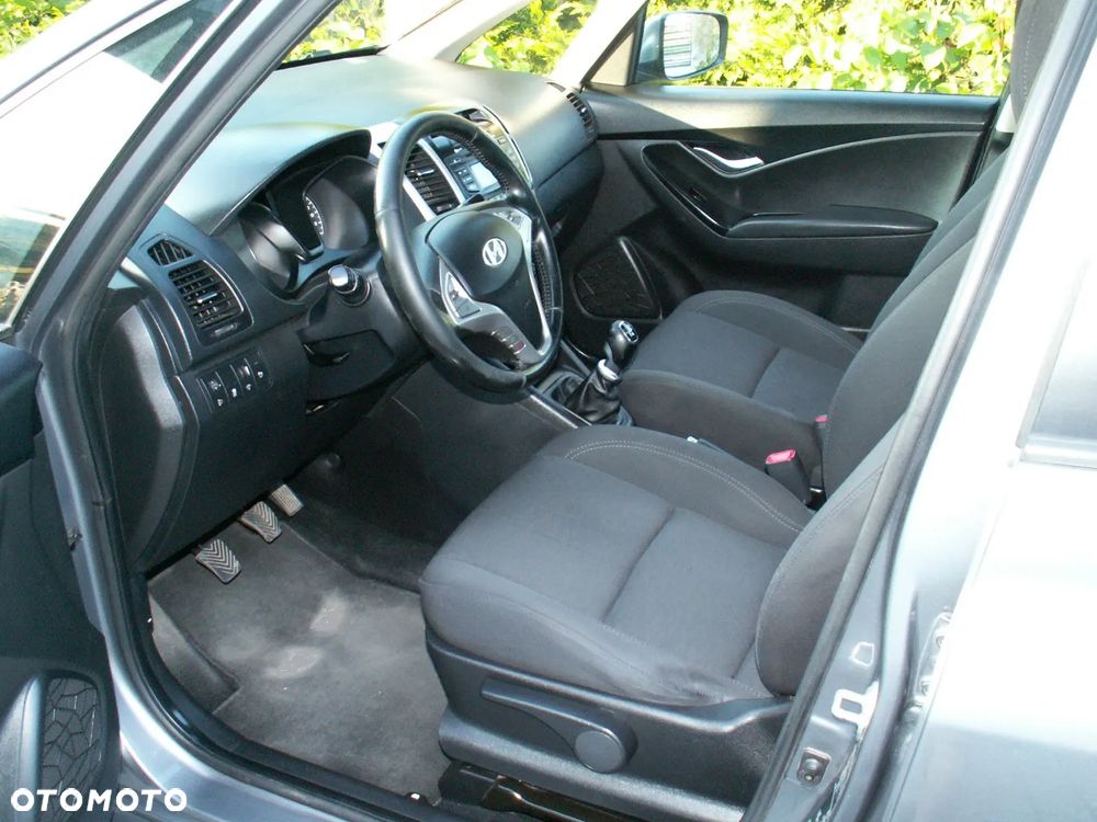 Hyundai ix20 - 10