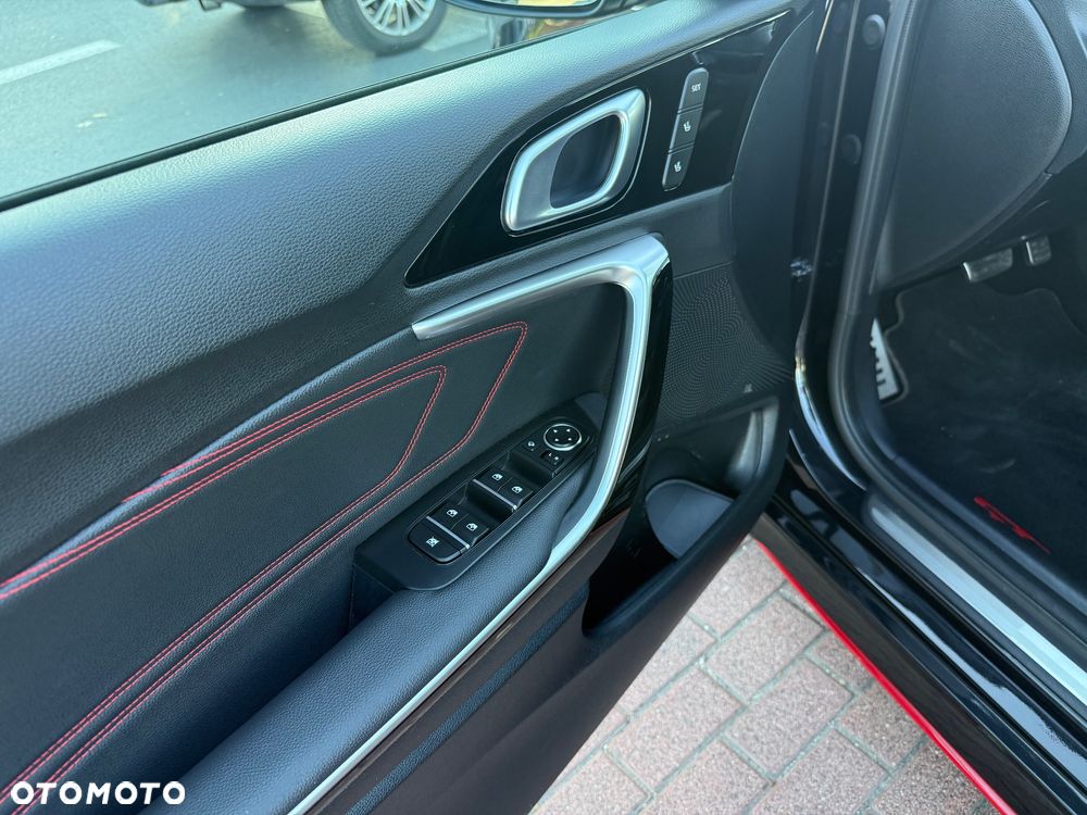 Kia ProCeed 1.6 T-GDI DCT7 OPF GT - 16