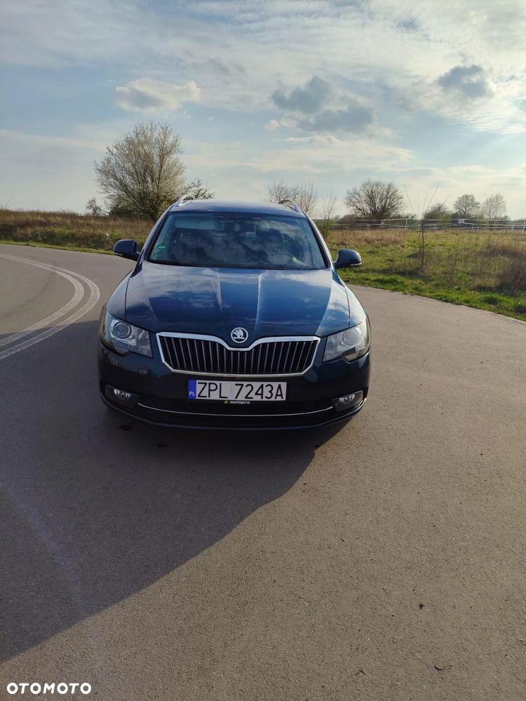 Skoda Superb 2.0 TDI Elegance - 16