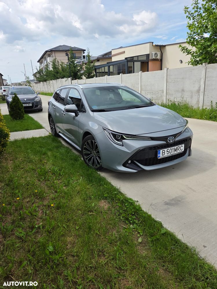 Toyota Corolla - 4