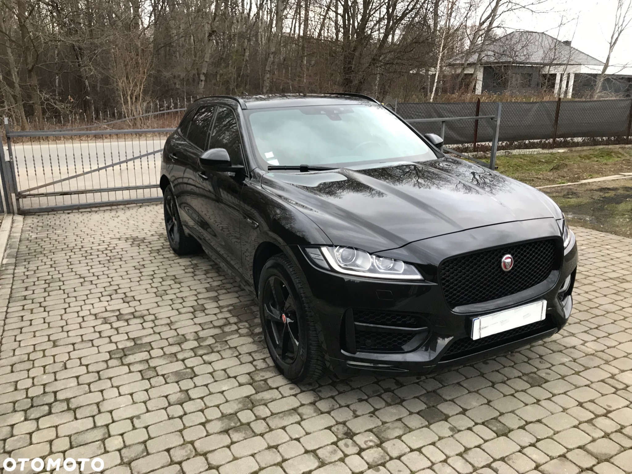 Jaguar F-Pace 3.0 TDV6 AWD R-Sport - 26