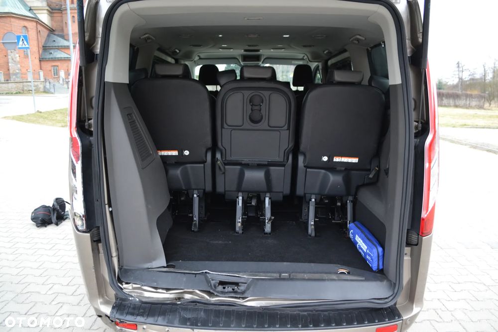 Ford Tourneo Custom 2.0 TDCi L1 Titanium SelectShift - 24