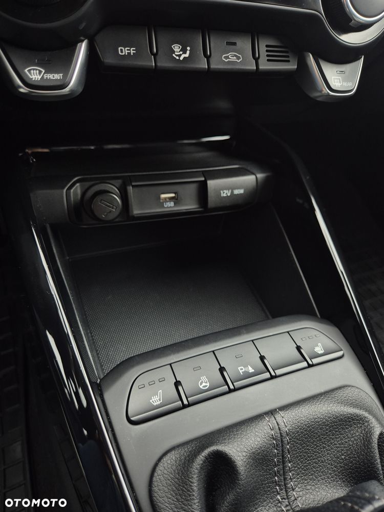 Kia Stonic 1.0 T-GDI L Business Line - 22