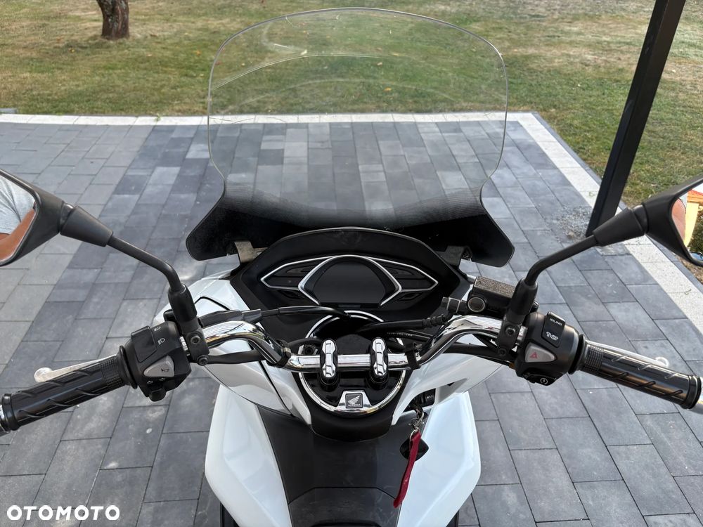 Honda PCX - 9
