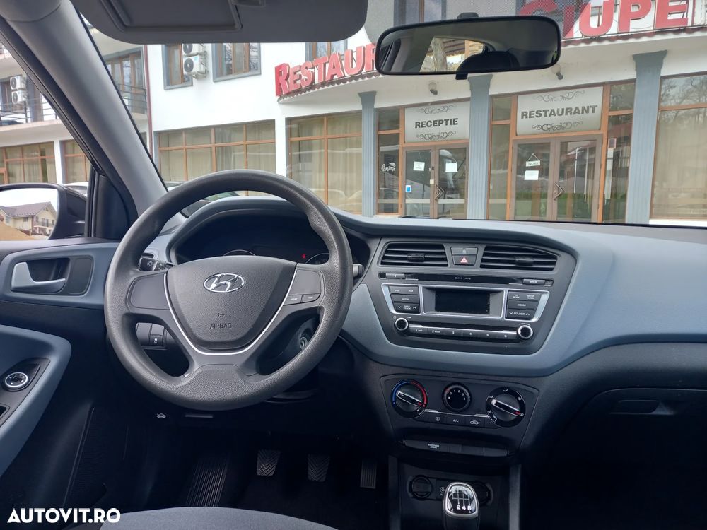 Hyundai i20 1.1 CRDi - 5