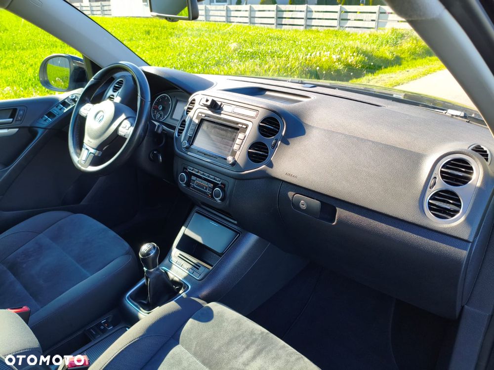Volkswagen Tiguan - 16