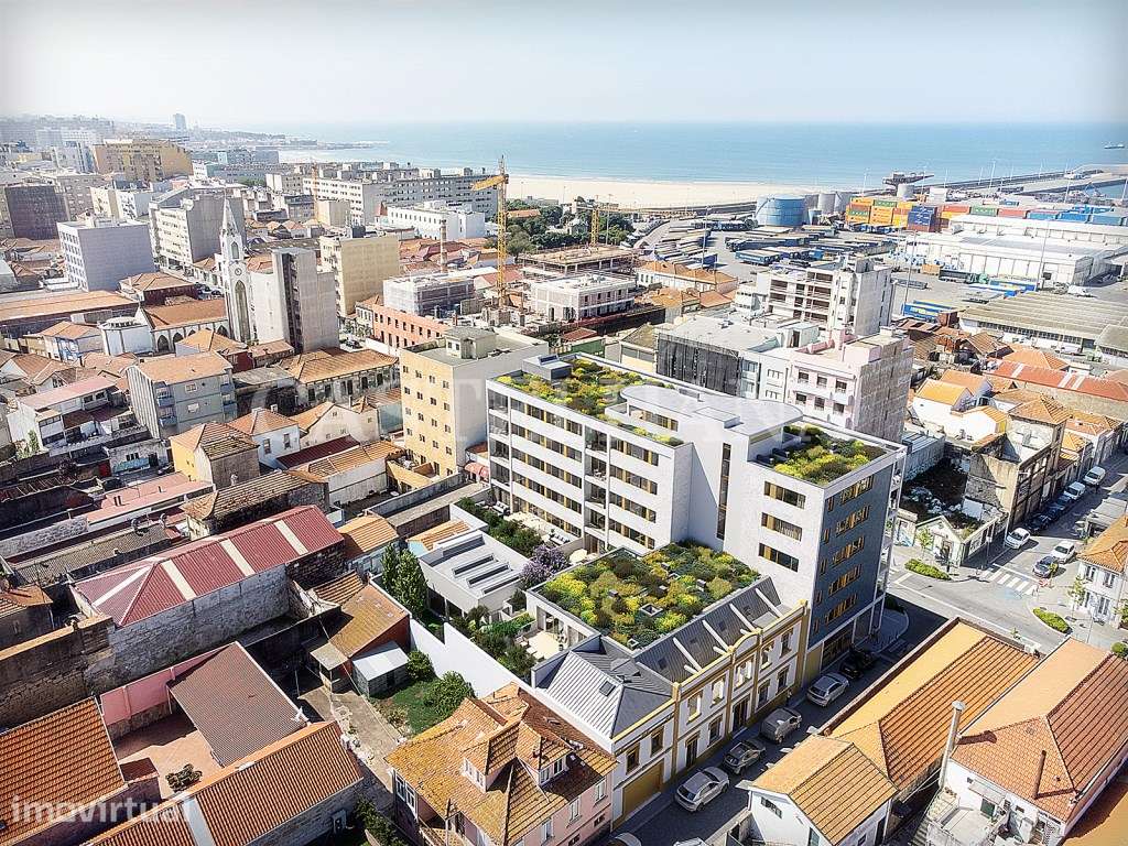 Apartamento T2 com área exterior e lugar de garagem, junto à praia ... - Grande imagem: 4/27