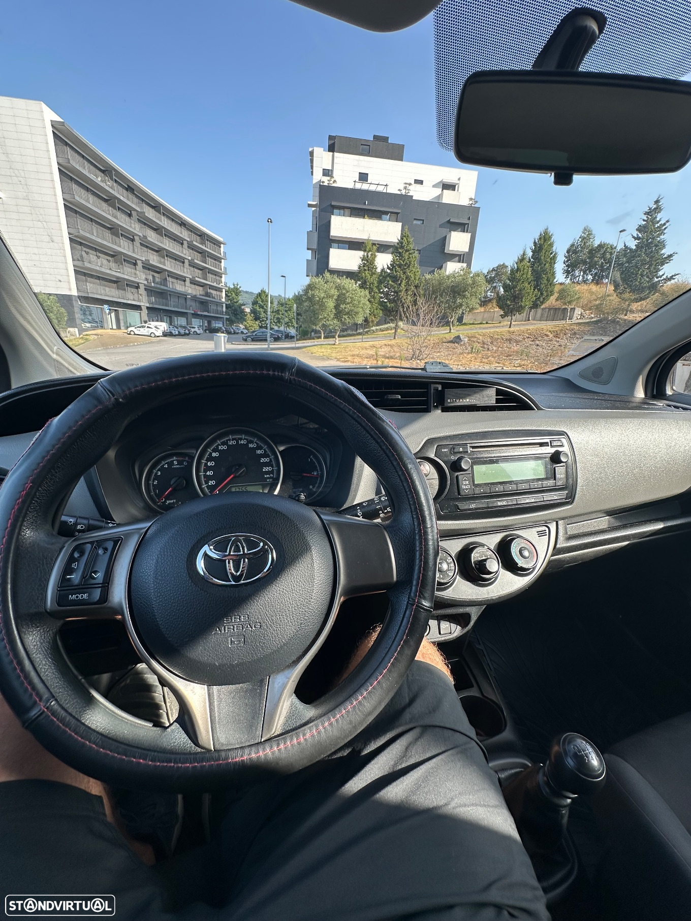 Toyota Yaris 1.4 D-4D Comfort - 13
