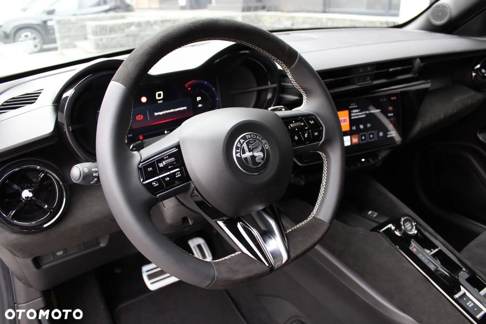 Alfa Romeo Junior 1.2 mHEV Sport Speciale eDCT - 17