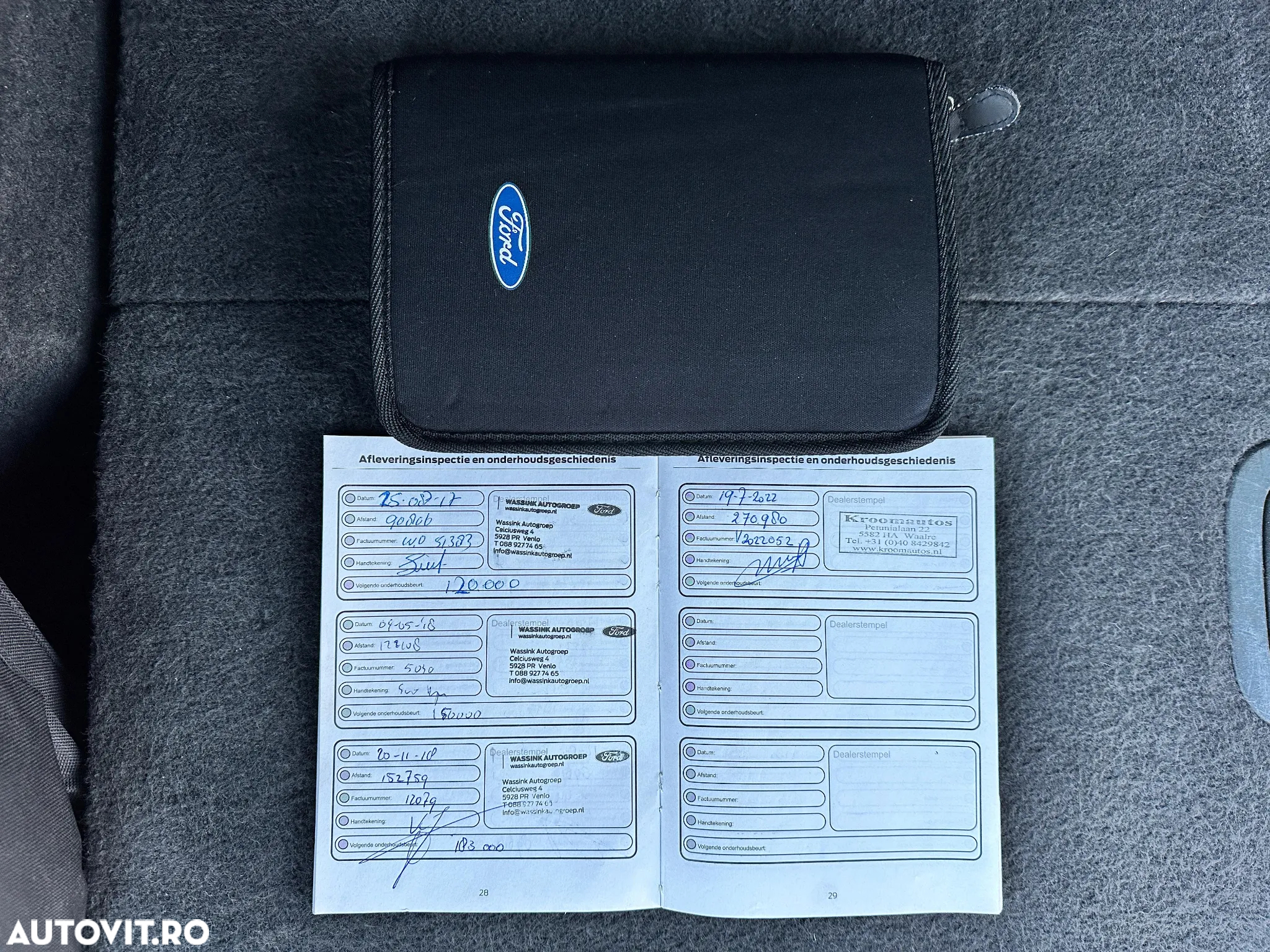 Ford Mondeo 2.0 EcoBlue Titanium - 24