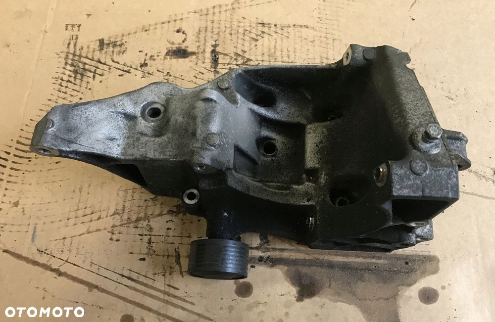 ŁAPA ALTERNATORA 7802639 PODSTAWA AGREGATU BMW - 1