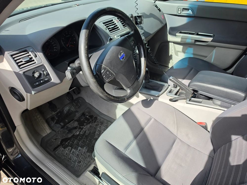 Volvo V50 1.8 - 16