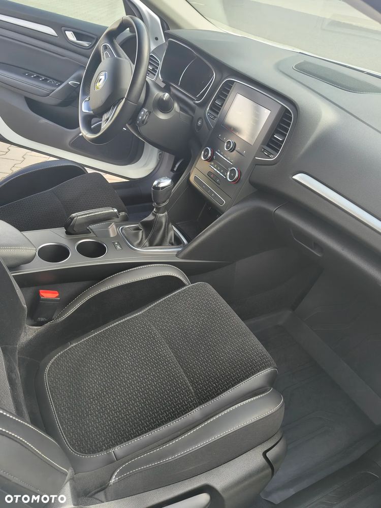 Renault Megane 1.5 Blue dCi Intens - 18