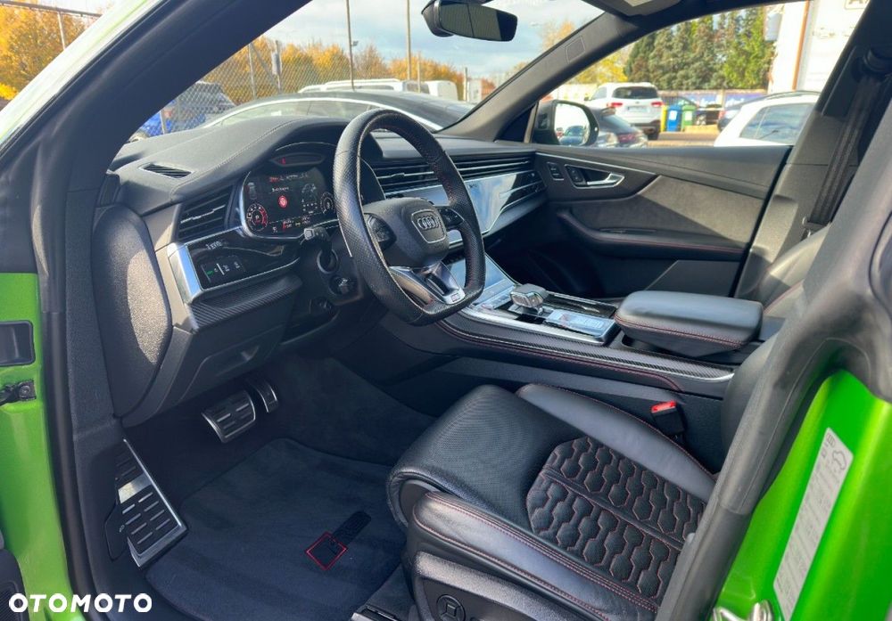Audi RS Q8 - 12