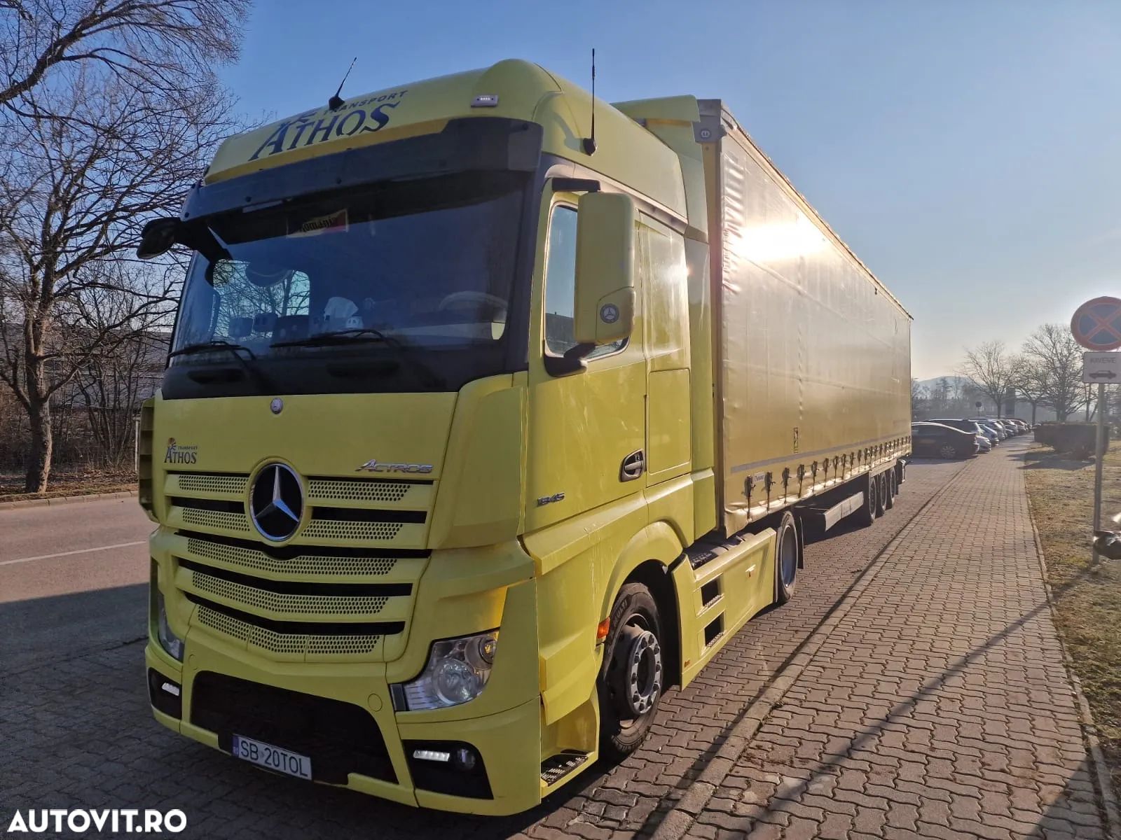 Mercedes-Benz Actros - 1