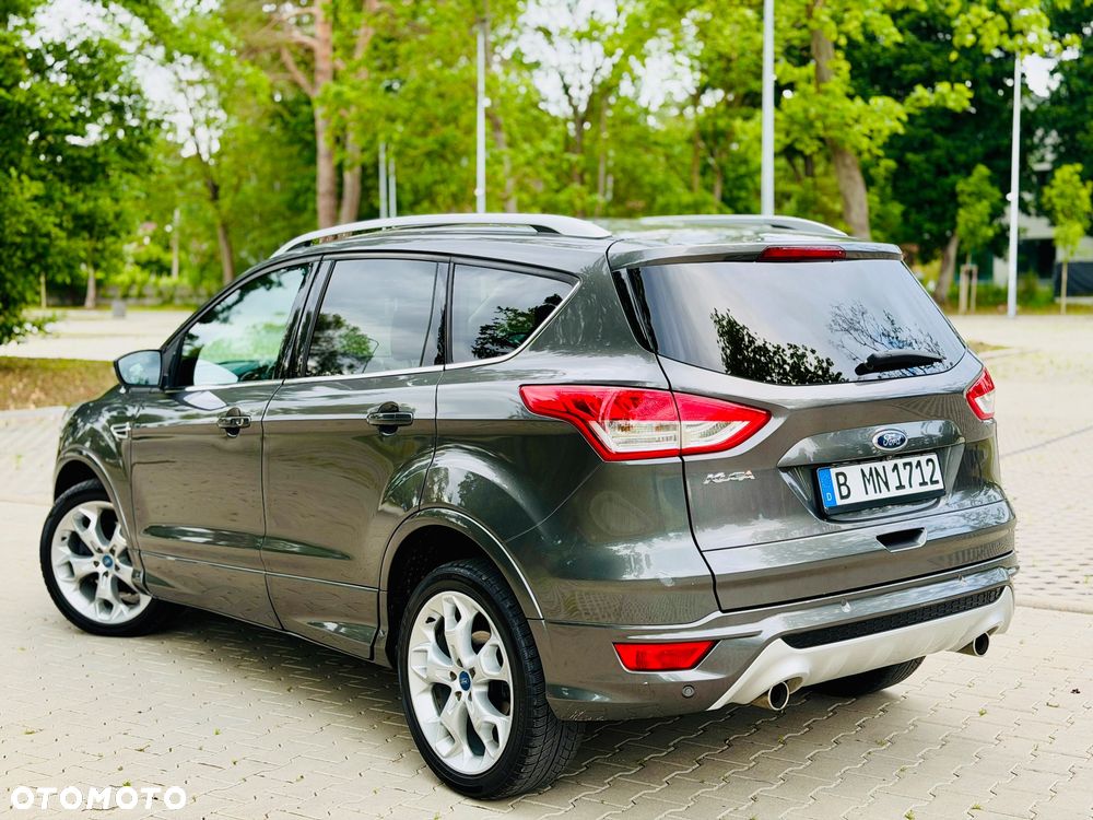 Ford Kuga 2.0 TDCi 4x4 Titanium - 37
