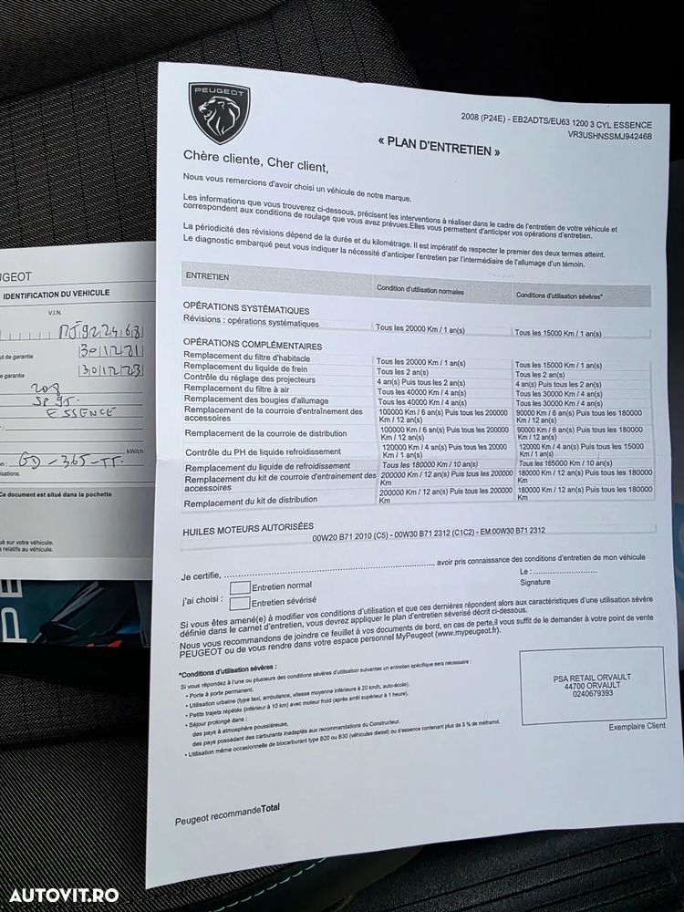 Peugeot 2008 PureTech 130 EAT8 Allure - 28