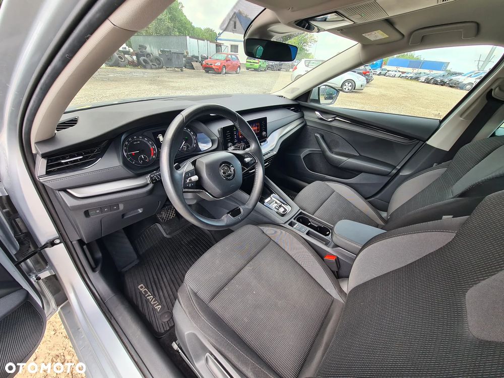 Skoda Octavia - 14