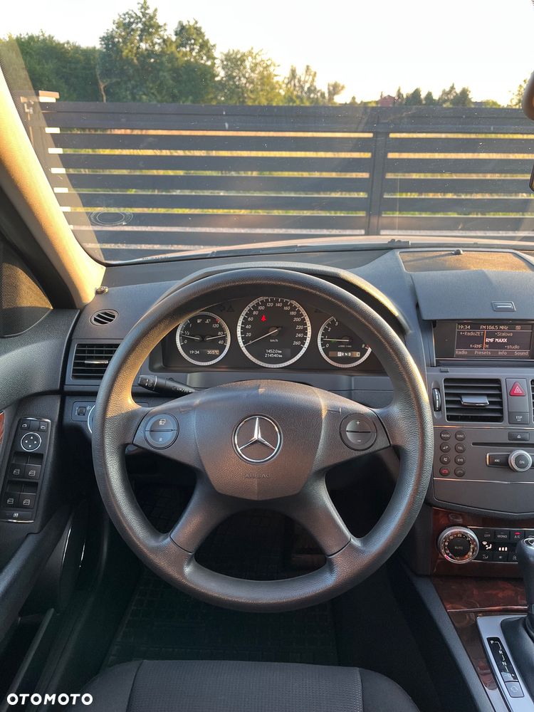 Mercedes-Benz Klasa C - 17