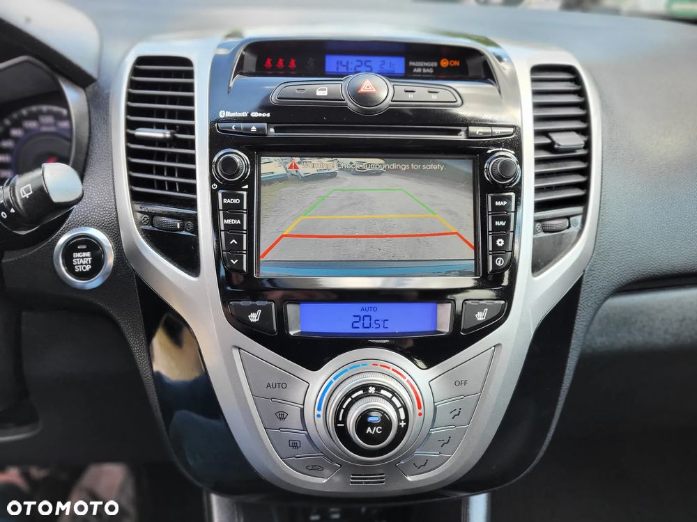 Hyundai ix20 1.6 blue YES Silver - 17