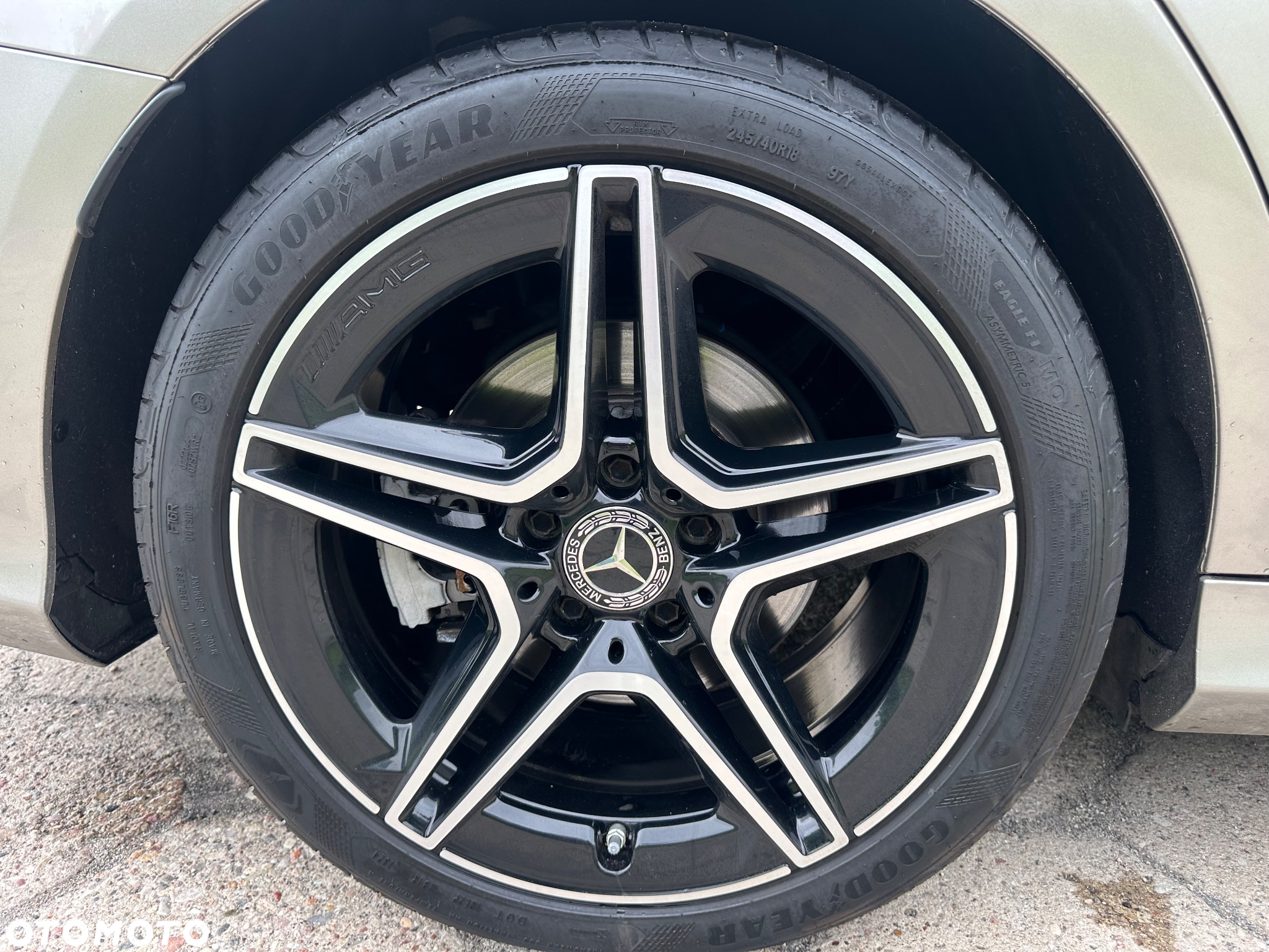 Mercedes-Benz Klasa C 220 d T 9G-TRONIC Night Edition - 38