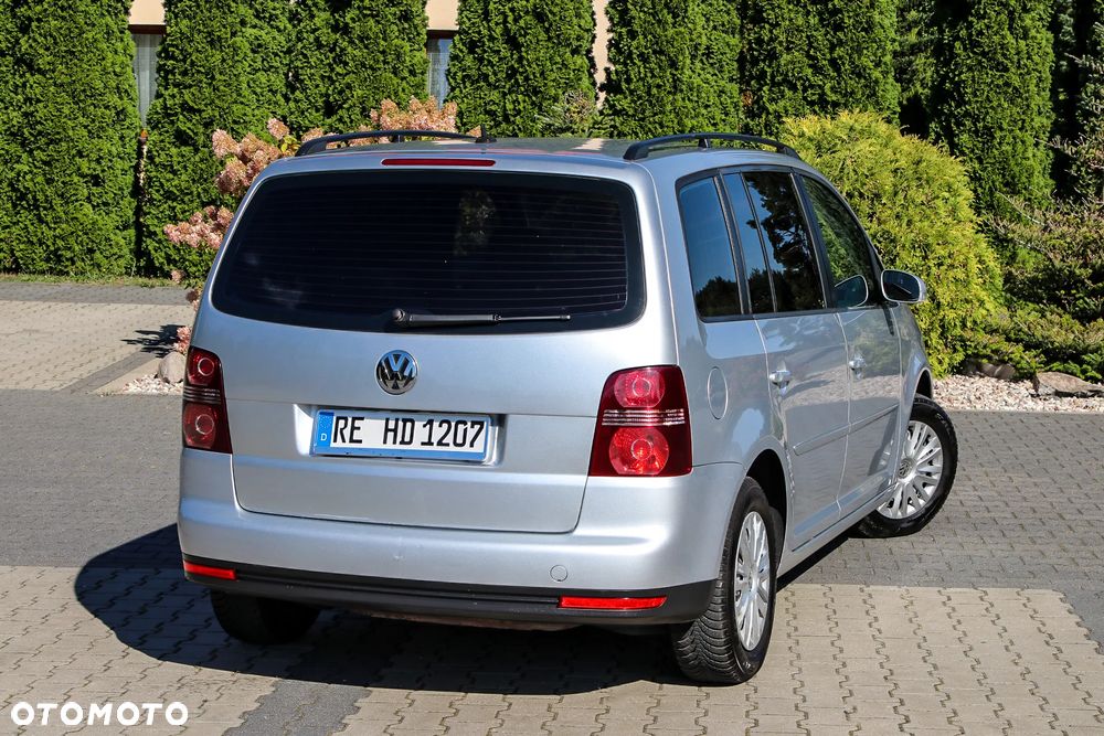 Volkswagen Touran 1.6 United - 11