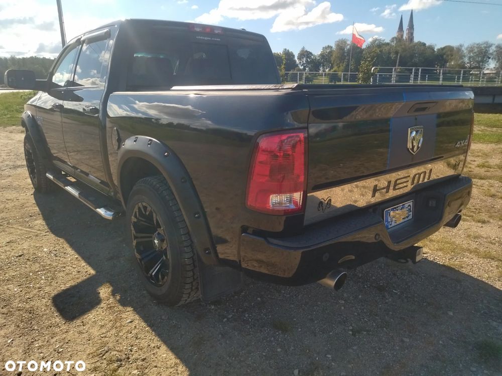 Dodge RAM 1500 5.7 4x4 - 6