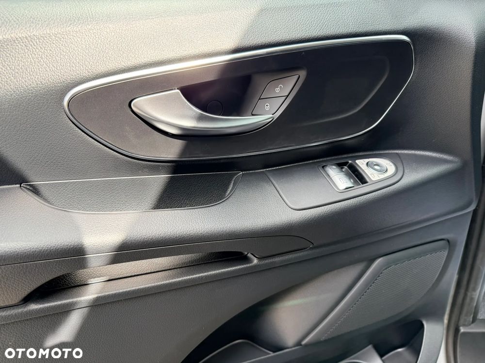 Mercedes-Benz Vito - 14