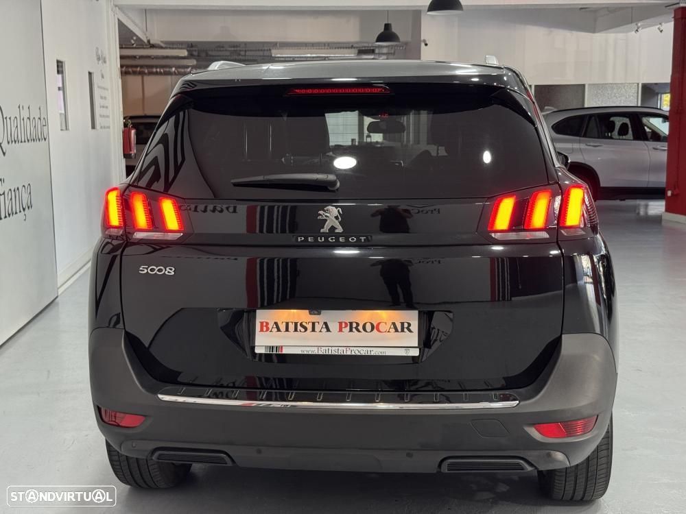 Peugeot 5008 1.6 HDi Allure J18 - 17