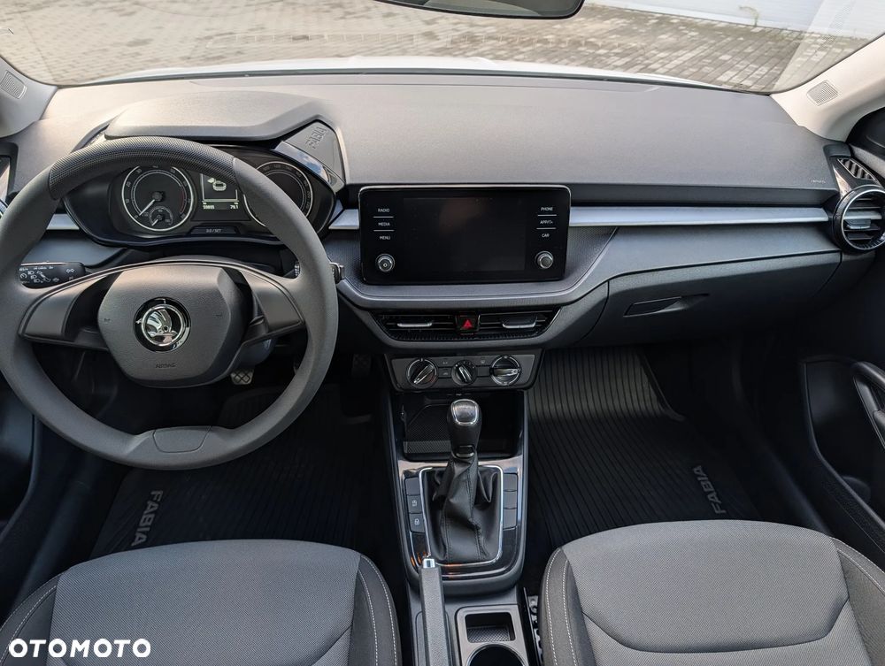 Skoda Fabia 1.0 TSI Ambition - 11