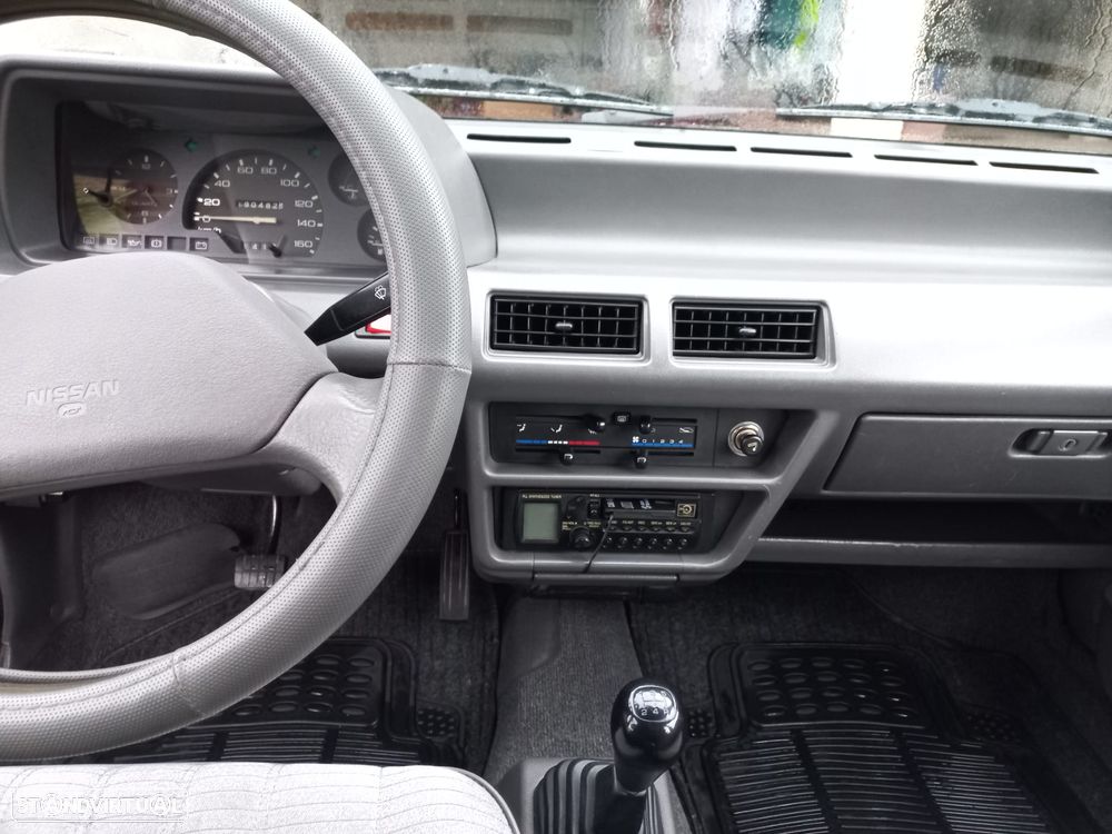 Nissan Micra 1.0 - 21