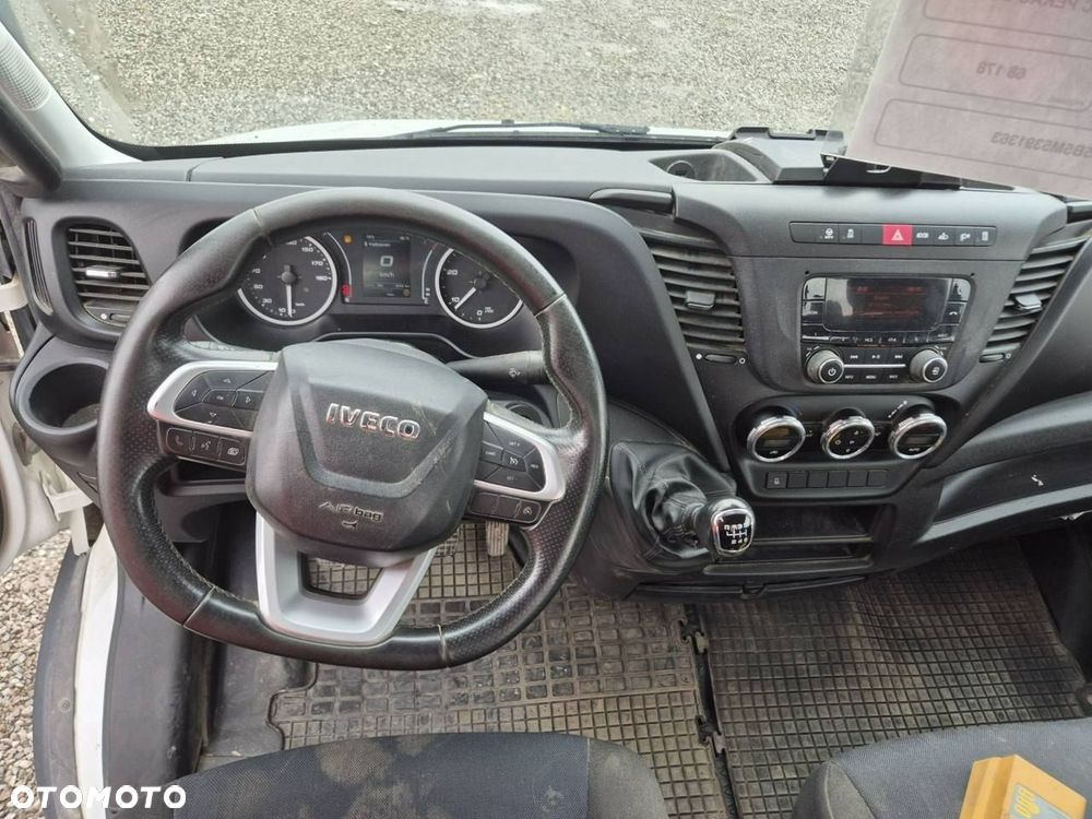 Iveco Daily - 10