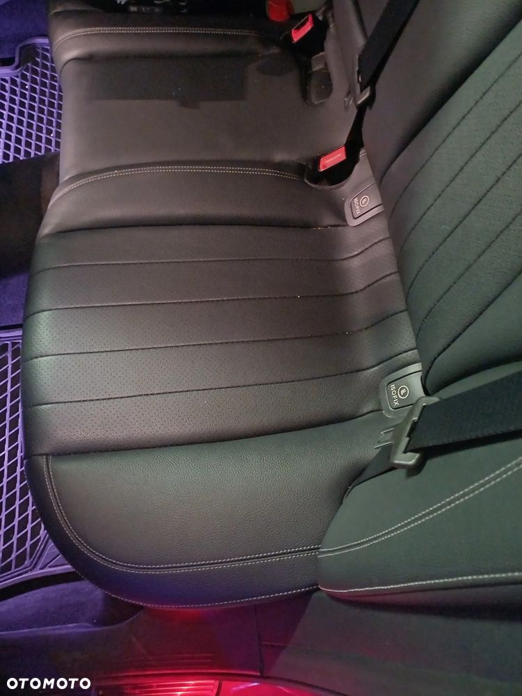Mercedes-Benz Klasa E 300 9G-TRONIC - 17