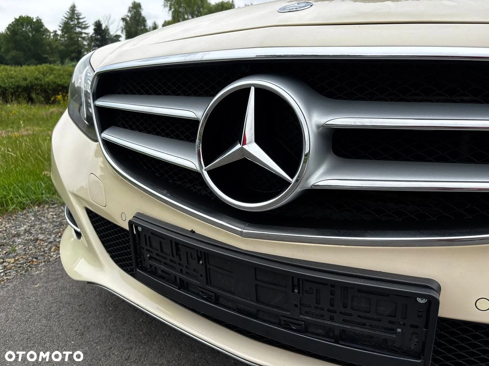 Mercedes-Benz Klasa E 220 BlueTEC 4Matic 7G-TRONIC Avantgarde - 15