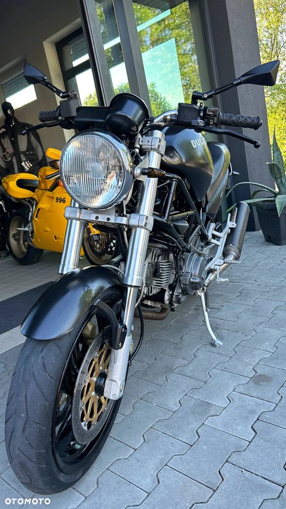 Ducati Monster - 11