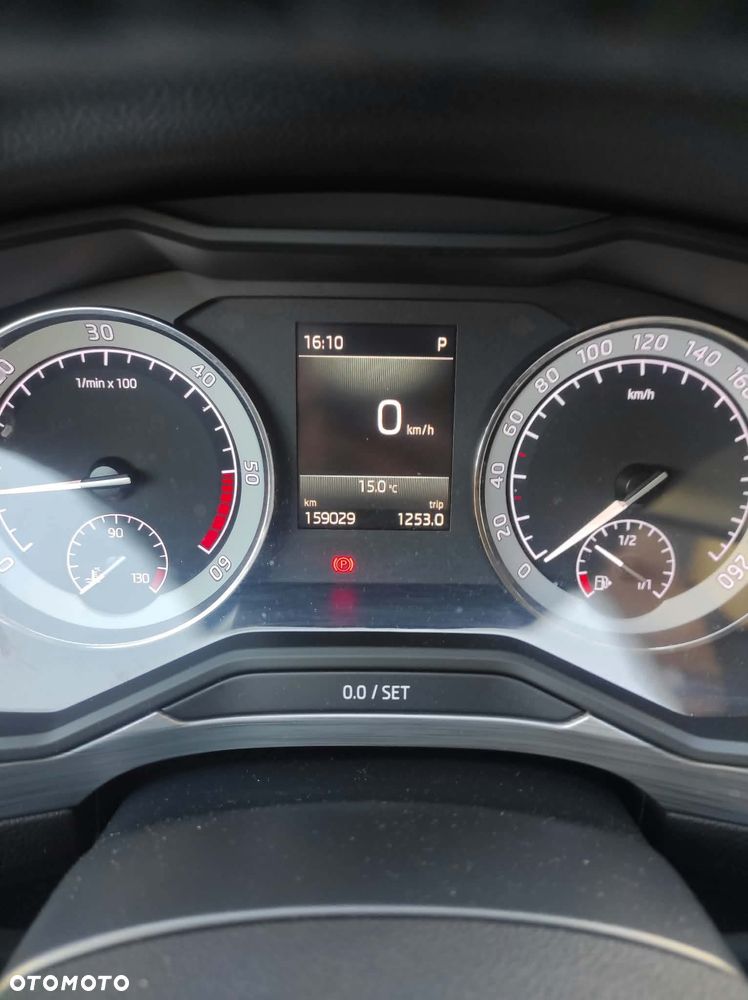 Skoda Superb 2.0 TDI Ambition DSG - 3