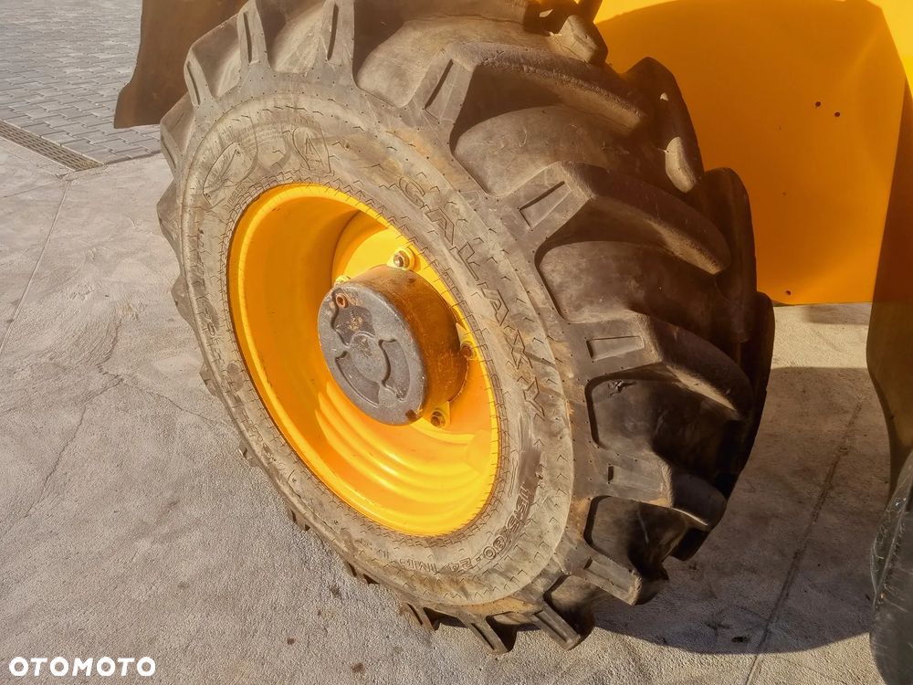 JCB 540-140 jak Manitou MT 1440 R287 - 16