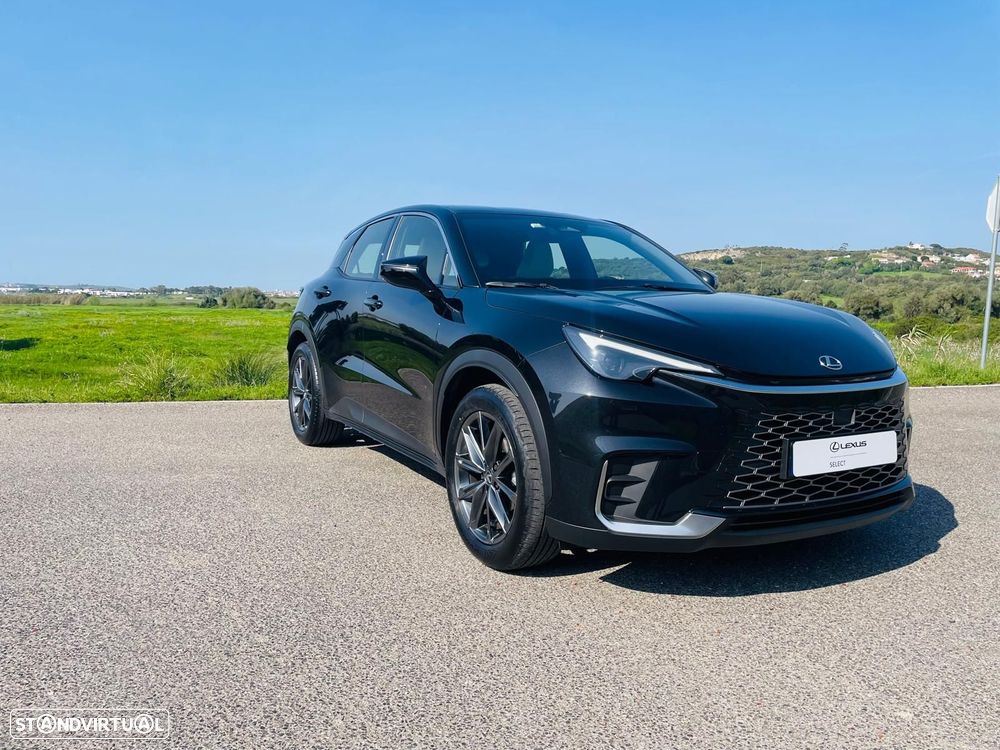 Lexus LBX Elegant - 25