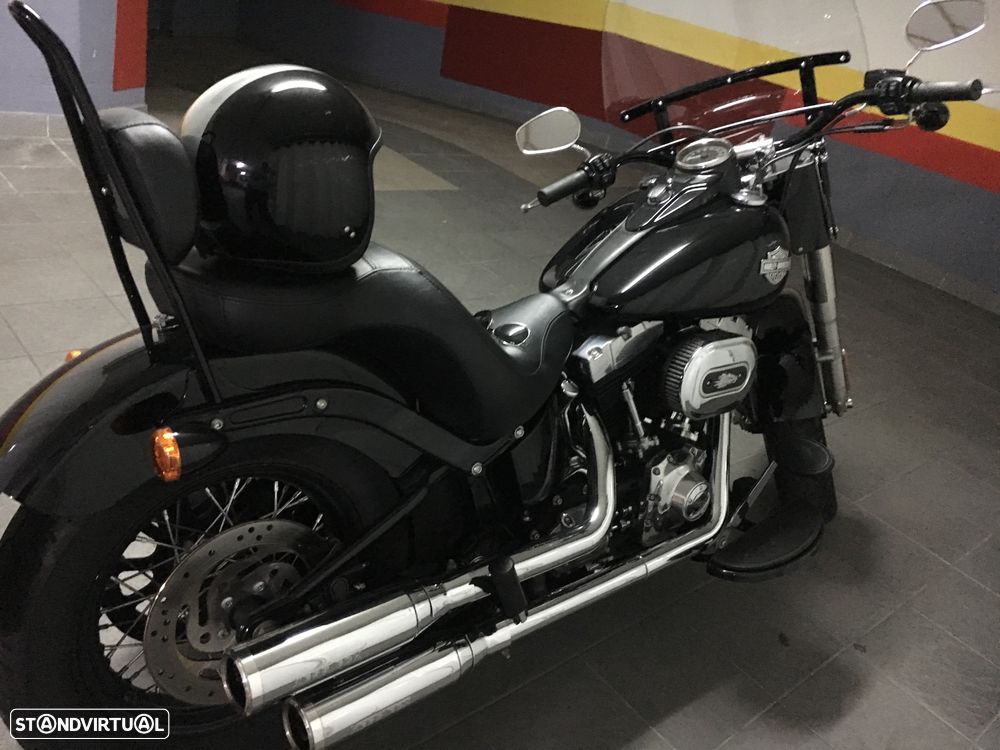 Harley-Davidson FLST - 9