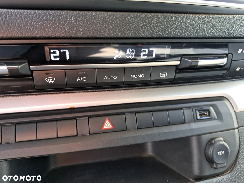 Fiat Scudo Long 6 Miejsc - 18