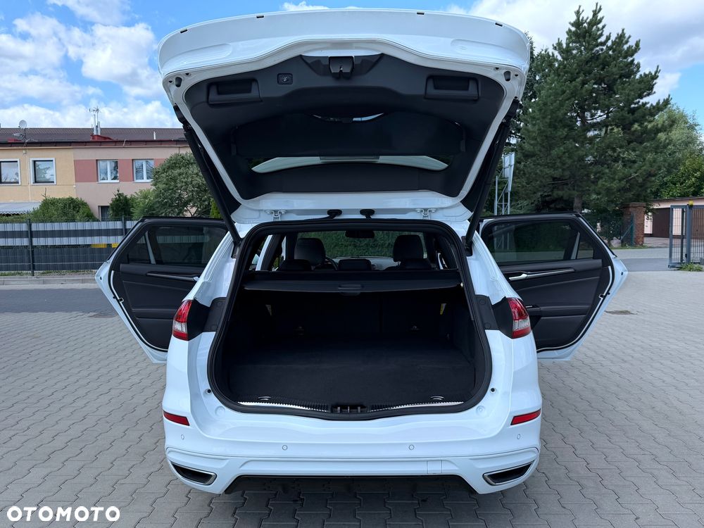 Ford Mondeo - 13