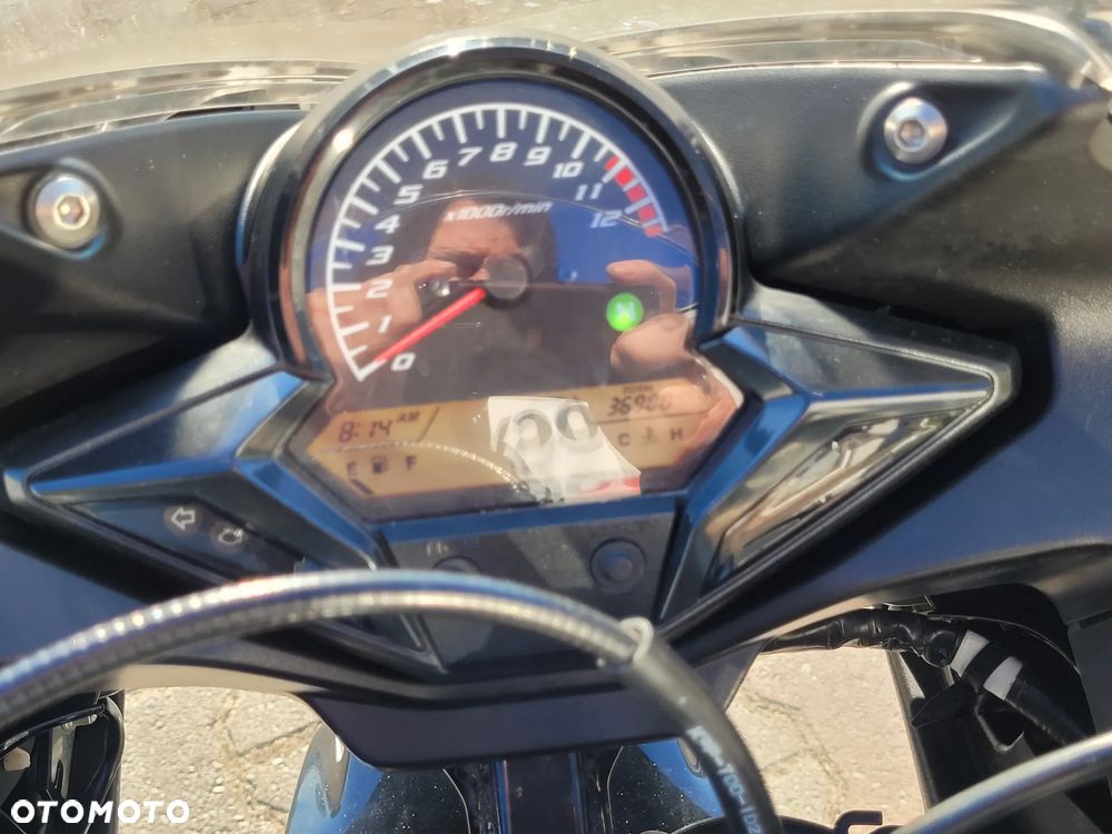 Honda CBR - 23
